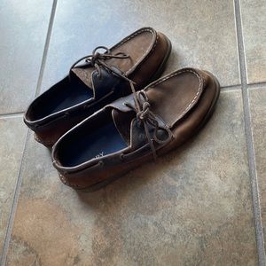 Boys Sperry shoes